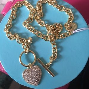 Brand new European brand beautiful necklace